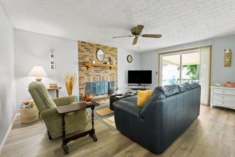 Tiny photo for 4913 Pear Tree Court, Columbus, OH 43230 (MLS # 226022748)