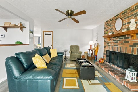 Tiny photo for 4913 Pear Tree Court, Columbus, OH 43230 (MLS # 226022748)