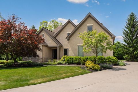 Photo of 6275 Muirloch Court N, Dublin, OH 43017 (MLS # 225018288)