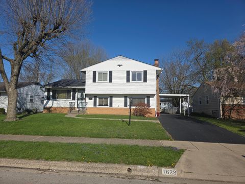 Photo of 1628 Burlington Avenue, Columbus, OH 43227 (MLS # 226011045)