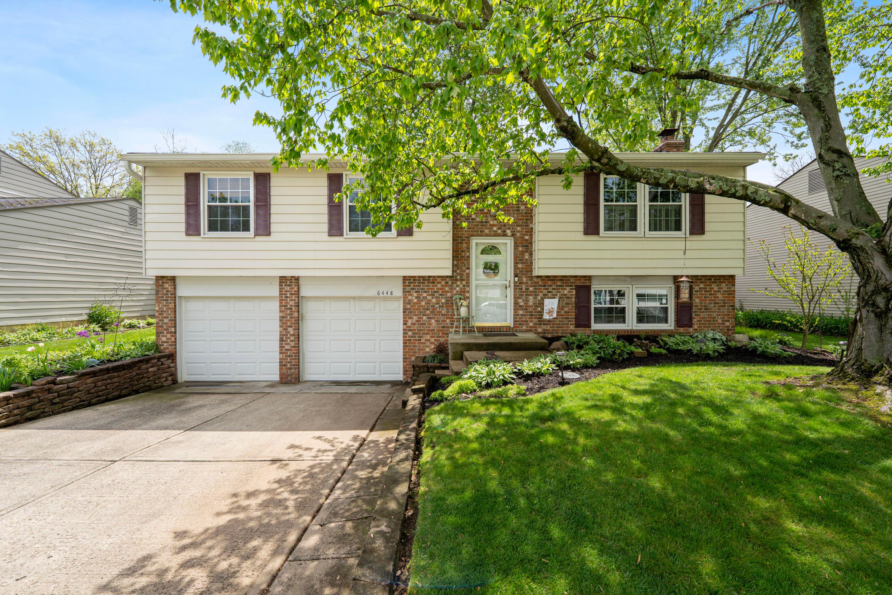 6448 Goldfinch Drive, Westerville, Ohio image 2