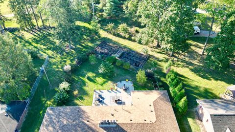 Tiny photo for 616 W 5th Street, Chillicothe, OH 45601 (MLS # 225037788)