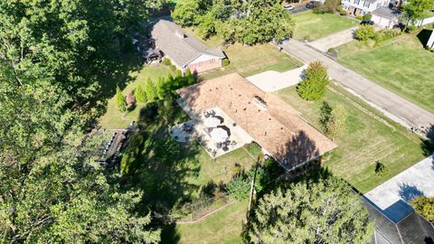 Tiny photo for 616 W 5th Street, Chillicothe, OH 45601 (MLS # 225037788)