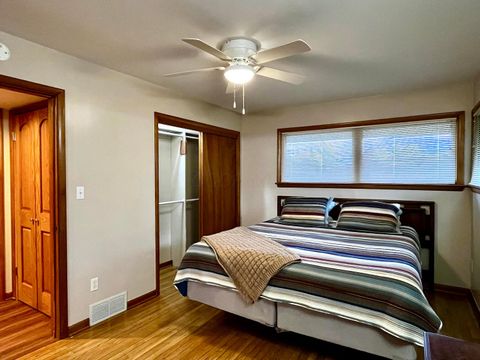 Tiny photo for 616 W 5th Street, Chillicothe, OH 45601 (MLS # 225037788)