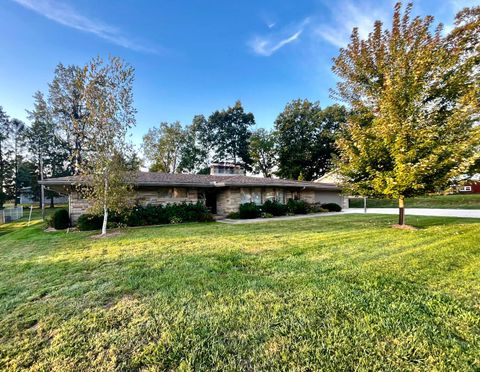 Tiny photo for 616 W 5th Street, Chillicothe, OH 45601 (MLS # 225037788)