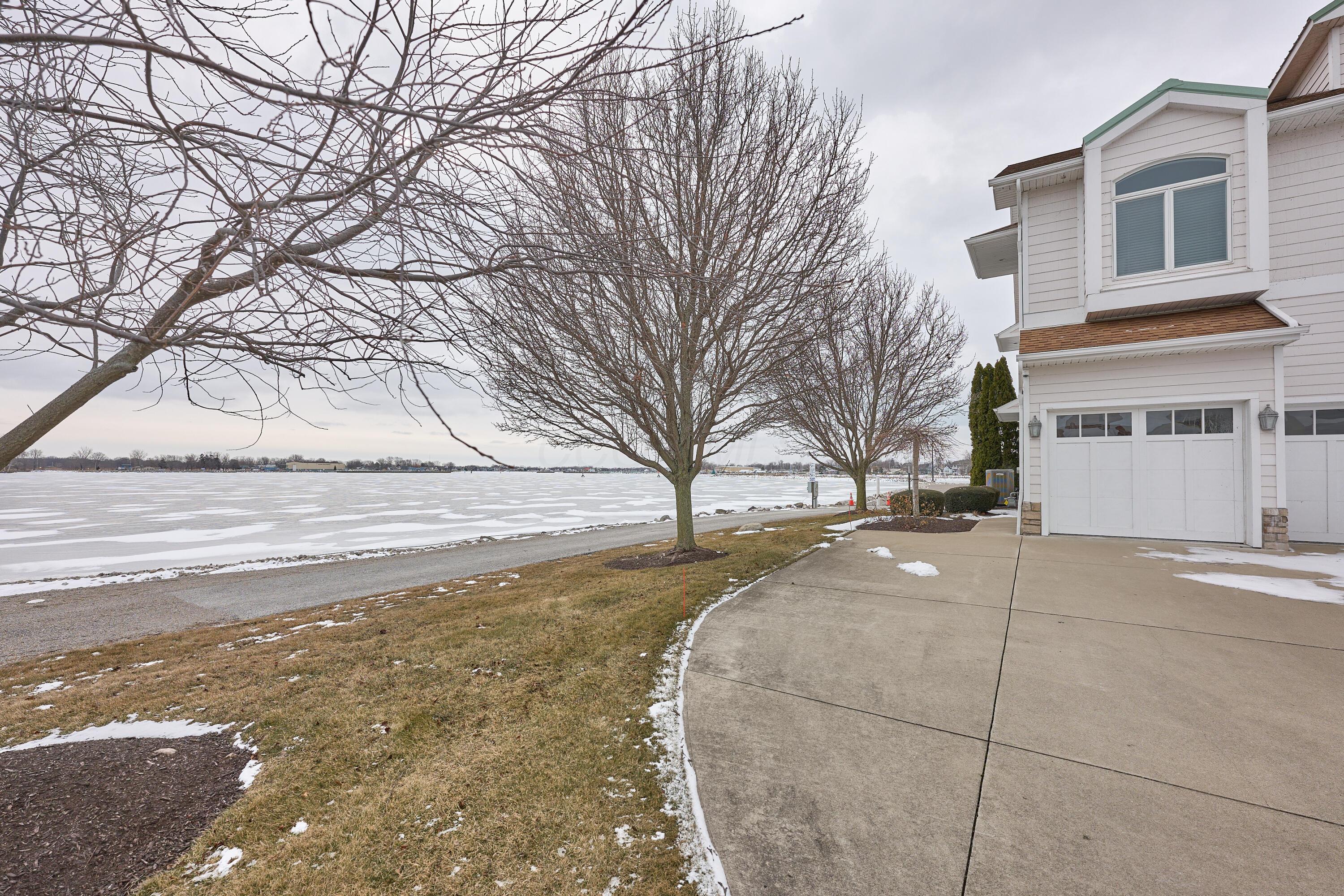 2820 N Noreaster Cove Drive 1