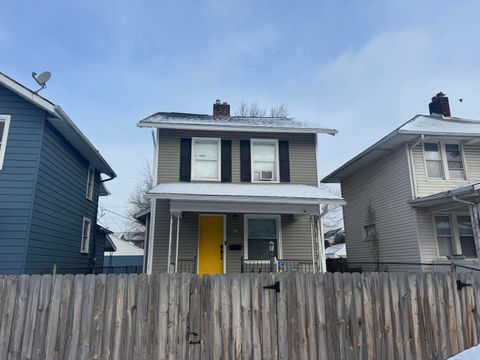 Photo of 610 Southwood Avenue, Columbus, OH 43207 (MLS # 226001165)
