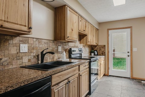 Tiny photo for 51 Cosmos Lane SW, Etna, OH 43062 (MLS # 226040982)