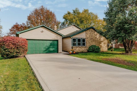 Tiny photo for 51 Cosmos Lane SW, Etna, OH 43062 (MLS # 226040982)