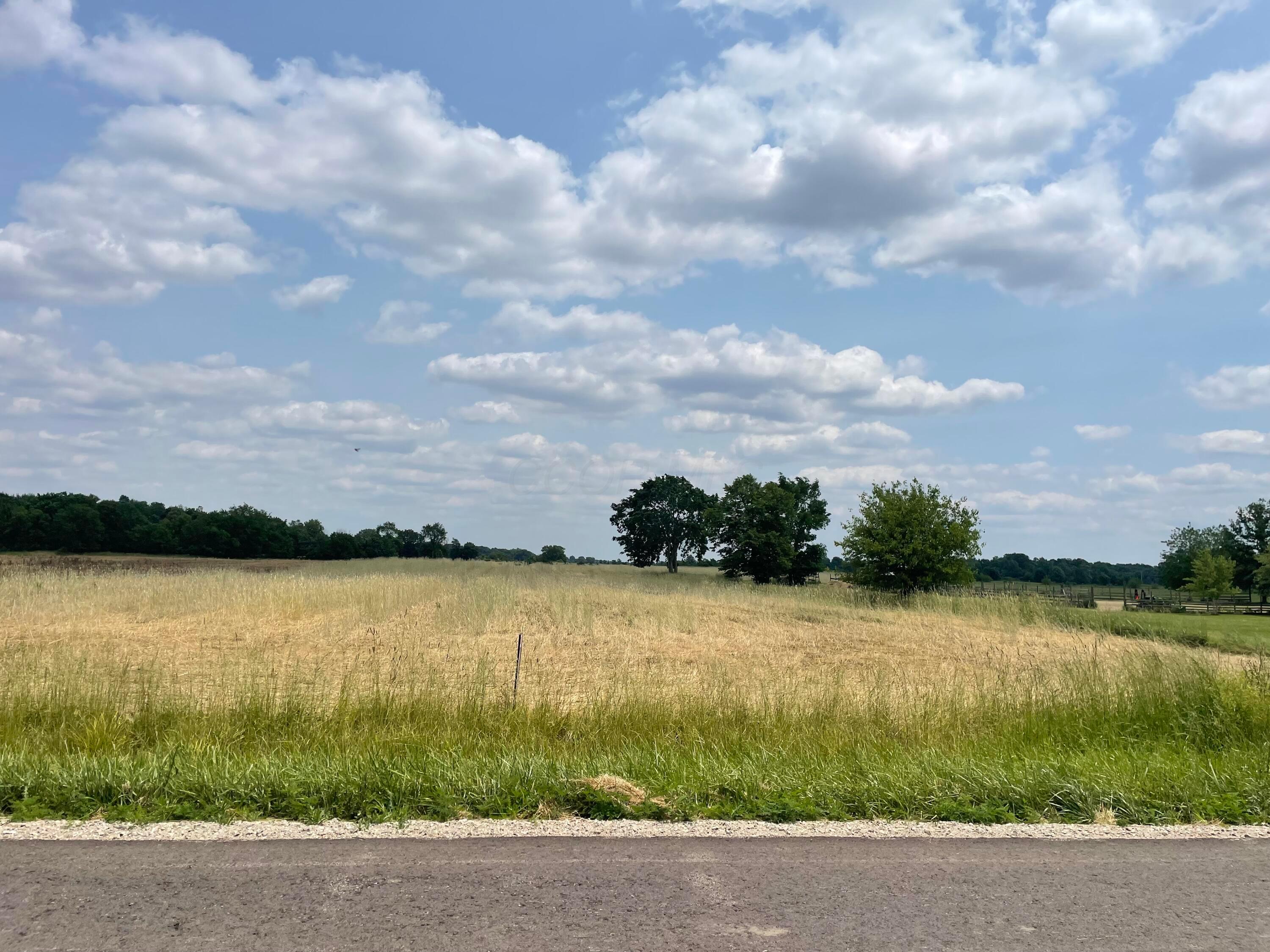 28010 Lunda Road, West Mansfield, Ohio image 1