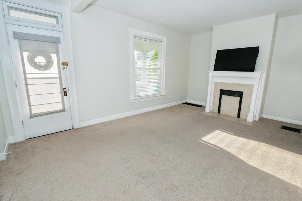 Photo of 286 S Cypress Avenue, Columbus, OH 43223 (MLS # 226034792)