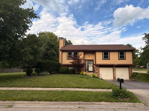Photo of 352 Timbercreek Road, Reynoldsburg, OH 43068 (MLS # 226022716)