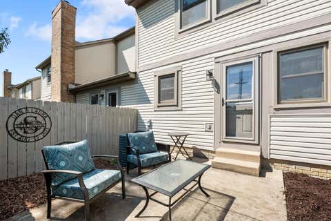 Tiny photo for 1047 Pinewood Lane 9-5 #9-5, Gahanna, OH 43230 (MLS # 226029830)