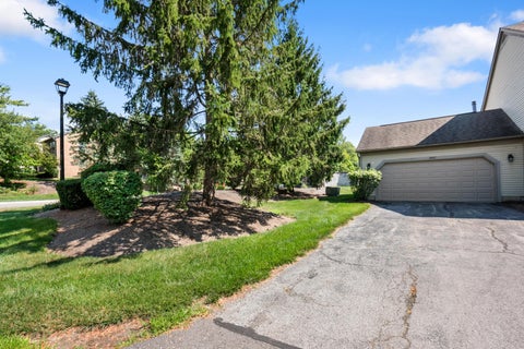 Tiny photo for 1047 Pinewood Lane 9-5 #9-5, Gahanna, OH 43230 (MLS # 226029830)