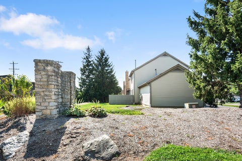 Tiny photo for 1047 Pinewood Lane 9-5 #9-5, Gahanna, OH 43230 (MLS # 226029830)