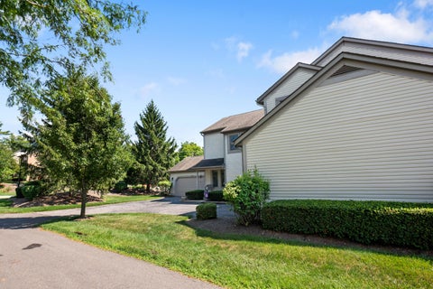 Tiny photo for 1047 Pinewood Lane 9-5 #9-5, Gahanna, OH 43230 (MLS # 226029830)