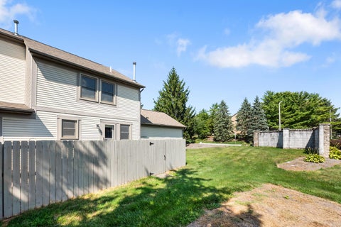 Tiny photo for 1047 Pinewood Lane 9-5 #9-5, Gahanna, OH 43230 (MLS # 226029830)