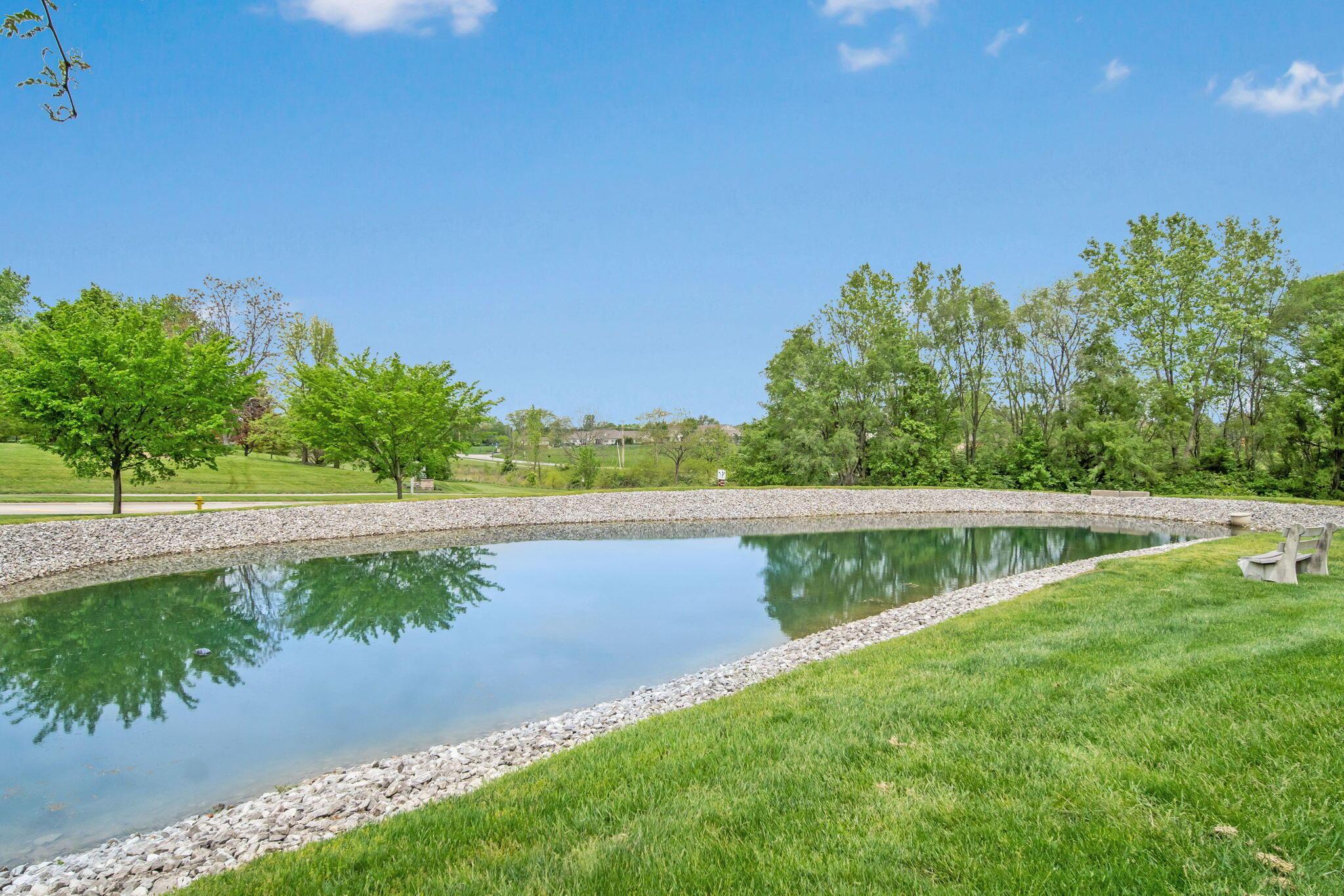 2052 Farmbrook Circle, Grove City, Ohio image 48