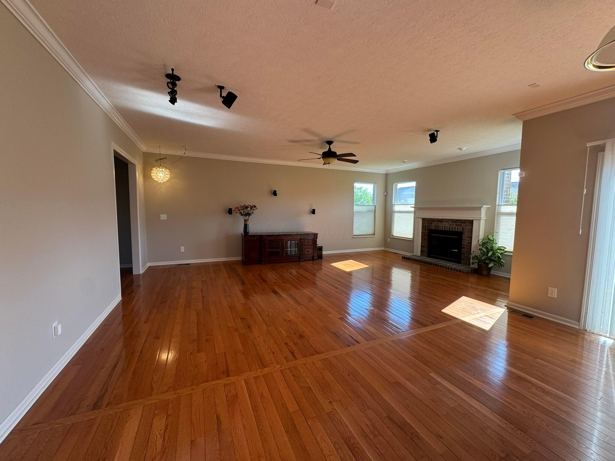 8282 Tricia Price Drive, Powell, Ohio image 8