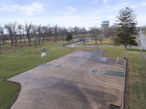 Tiny photo for 140 Guernsey Avenue, Columbus, OH 43204 (MLS # 226000904)