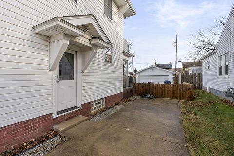 Tiny photo for 140 Guernsey Avenue, Columbus, OH 43204 (MLS # 226000904)