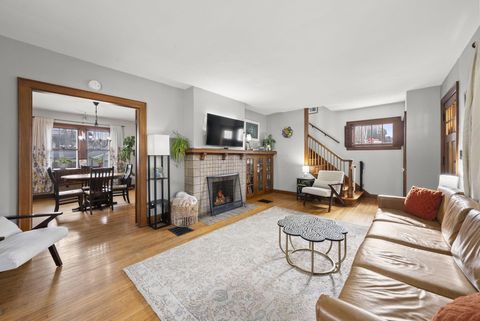 Tiny photo for 140 Guernsey Avenue, Columbus, OH 43204 (MLS # 226000904)