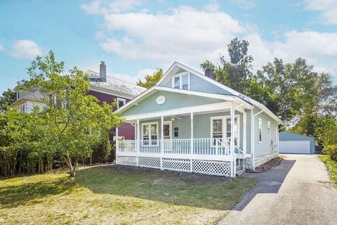 Photo of 79 W Park Street, Westerville, OH 43081 (MLS # 225035769) Photo of 79 W Park Street, Westerville, OH 43081 (MLS # 225035769)