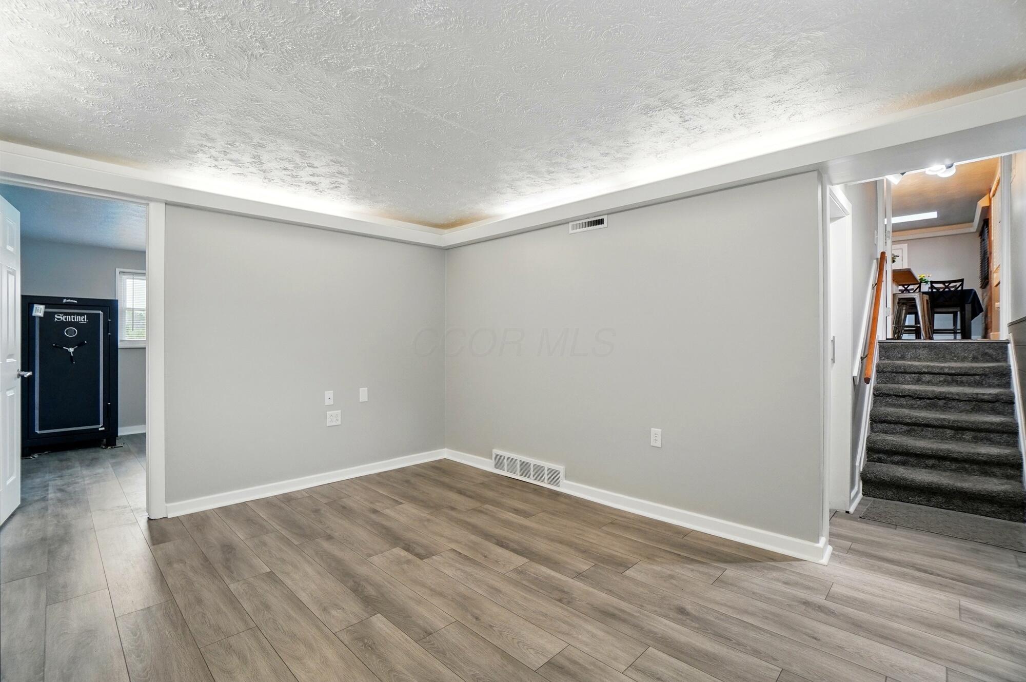 1008 London Road, West Jefferson, Ohio image 32