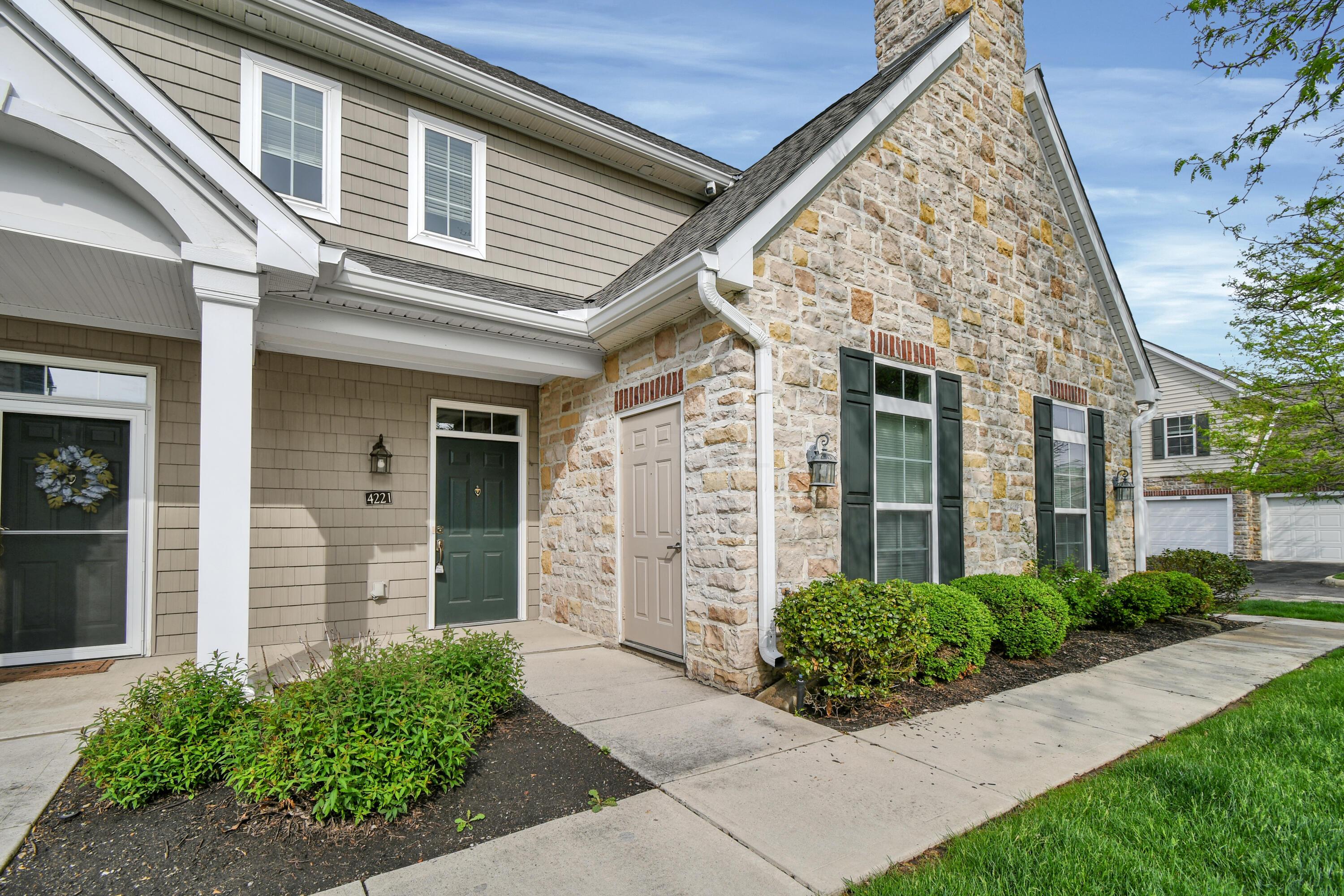 4221 Colister Drive #11, Dublin, Ohio image 1
