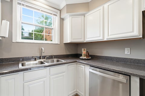 Tiny photo for 1375 Bluff Avenue B #B, Columbus, OH 43212 (MLS # 226022450)