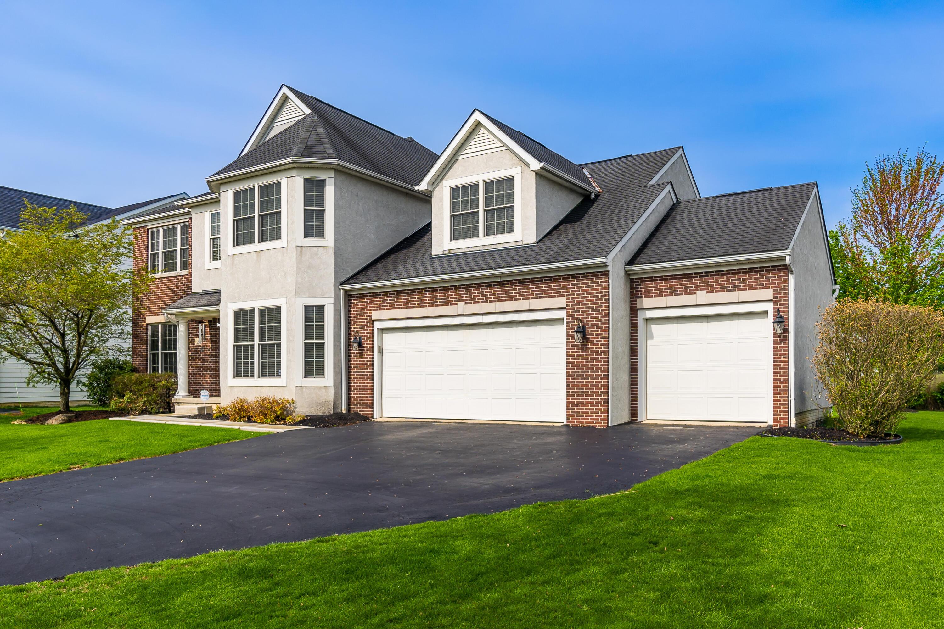 1092 Balmoral Drive, Delaware, Ohio image 2