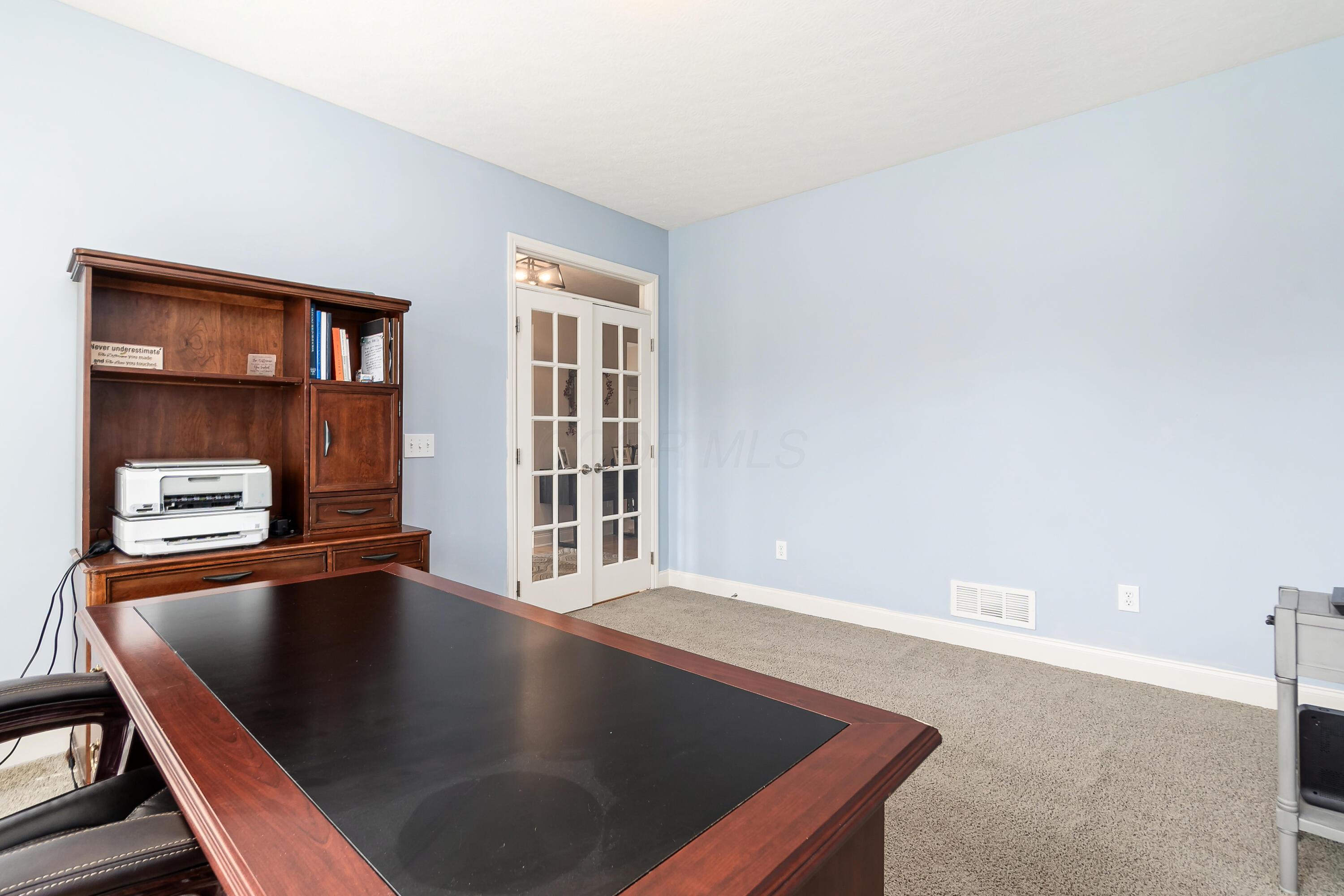 1092 Balmoral Drive, Delaware, Ohio image 10