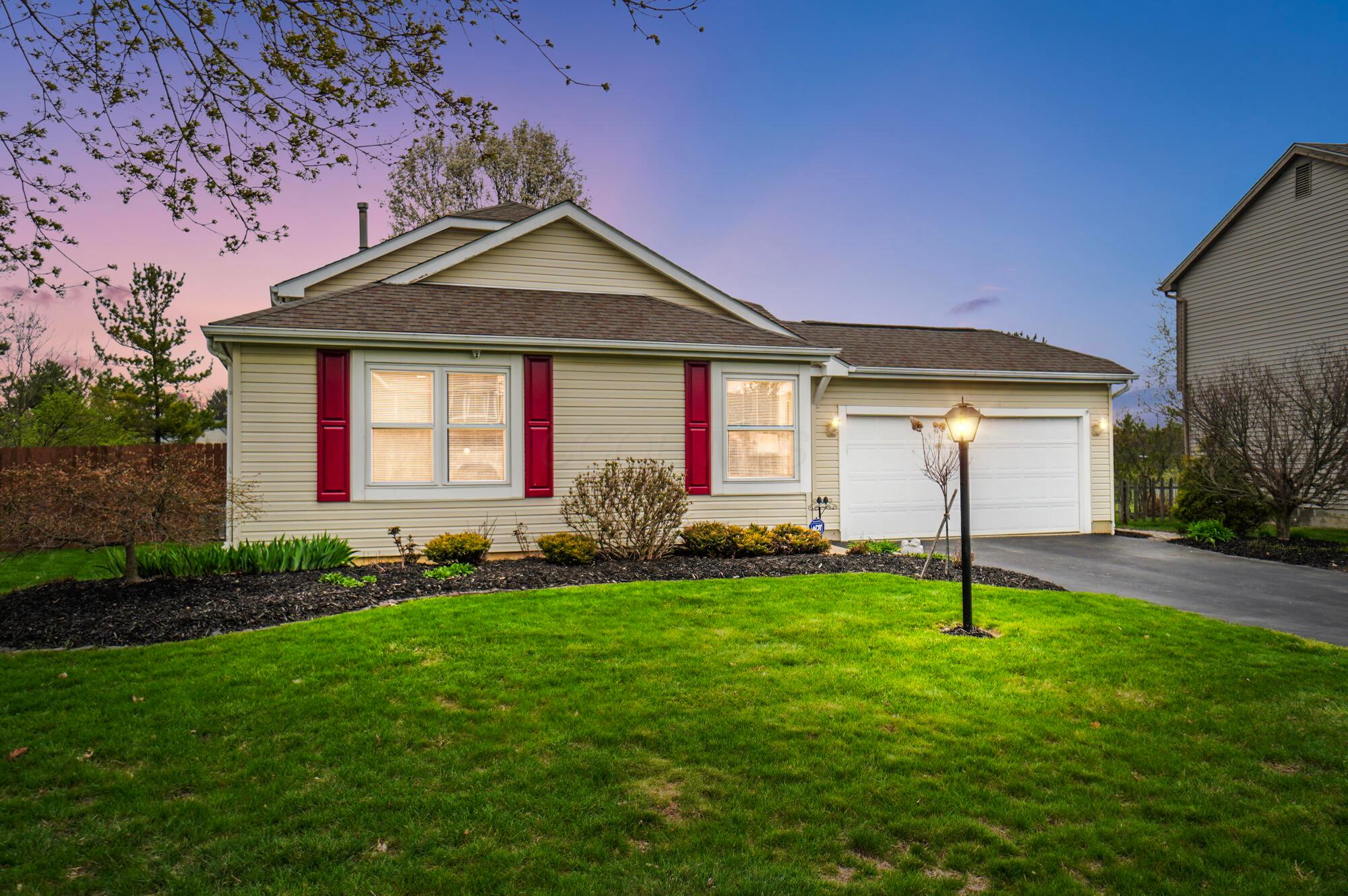 5244 Davidson Road, Hilliard, Ohio image 1