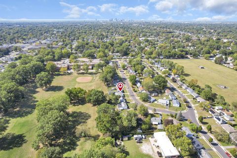 Tiny photo for 3325 Towers Court S, Columbus, OH 43227 (MLS # 225037591)