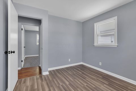 Tiny photo for 3325 Towers Court S, Columbus, OH 43227 (MLS # 225037591)