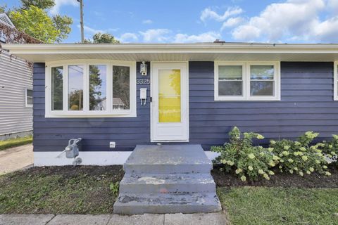 Tiny photo for 3325 Towers Court S, Columbus, OH 43227 (MLS # 225037591)