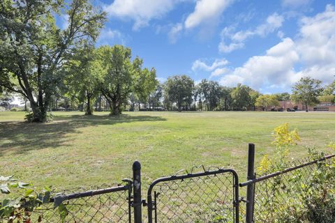 Tiny photo for 3325 Towers Court S, Columbus, OH 43227 (MLS # 225037591)