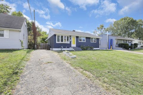 Tiny photo for 3325 Towers Court S, Columbus, OH 43227 (MLS # 225037591)
