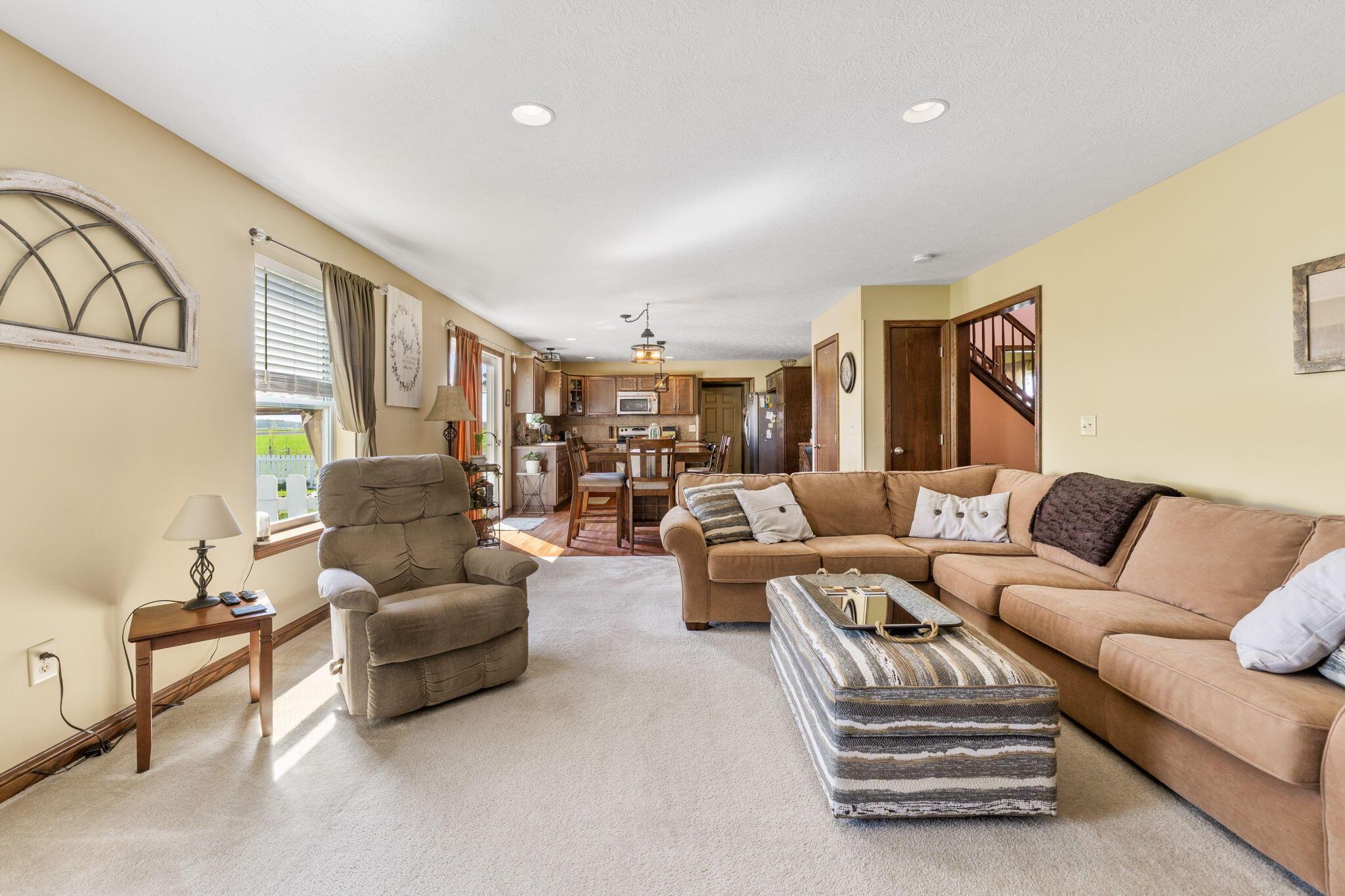 19015 Powderlick Road, Raymond, Ohio image 44