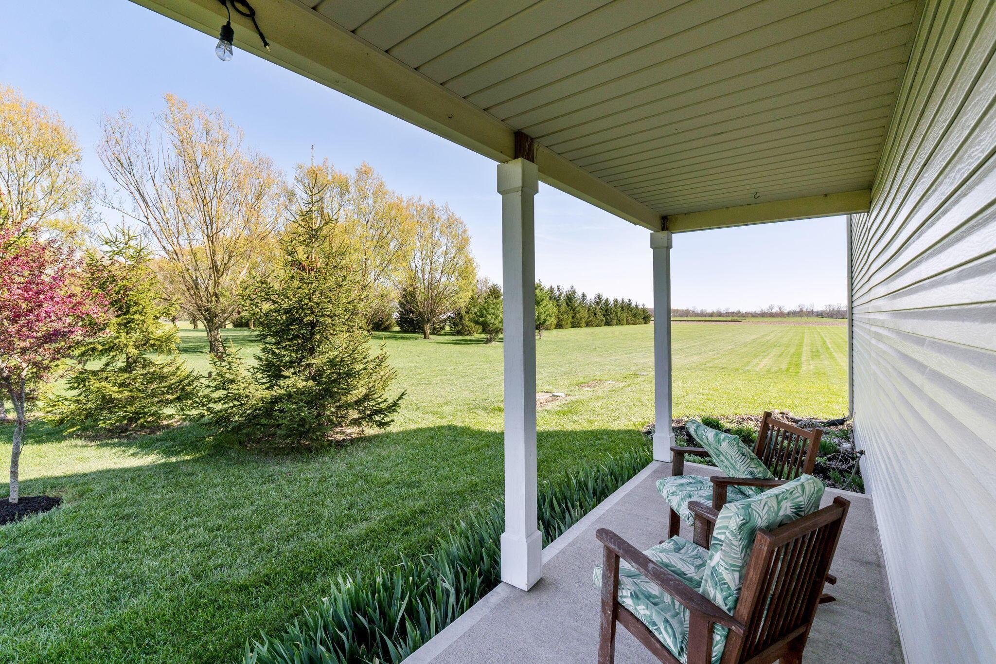 19015 Powderlick Road, Raymond, Ohio image 8