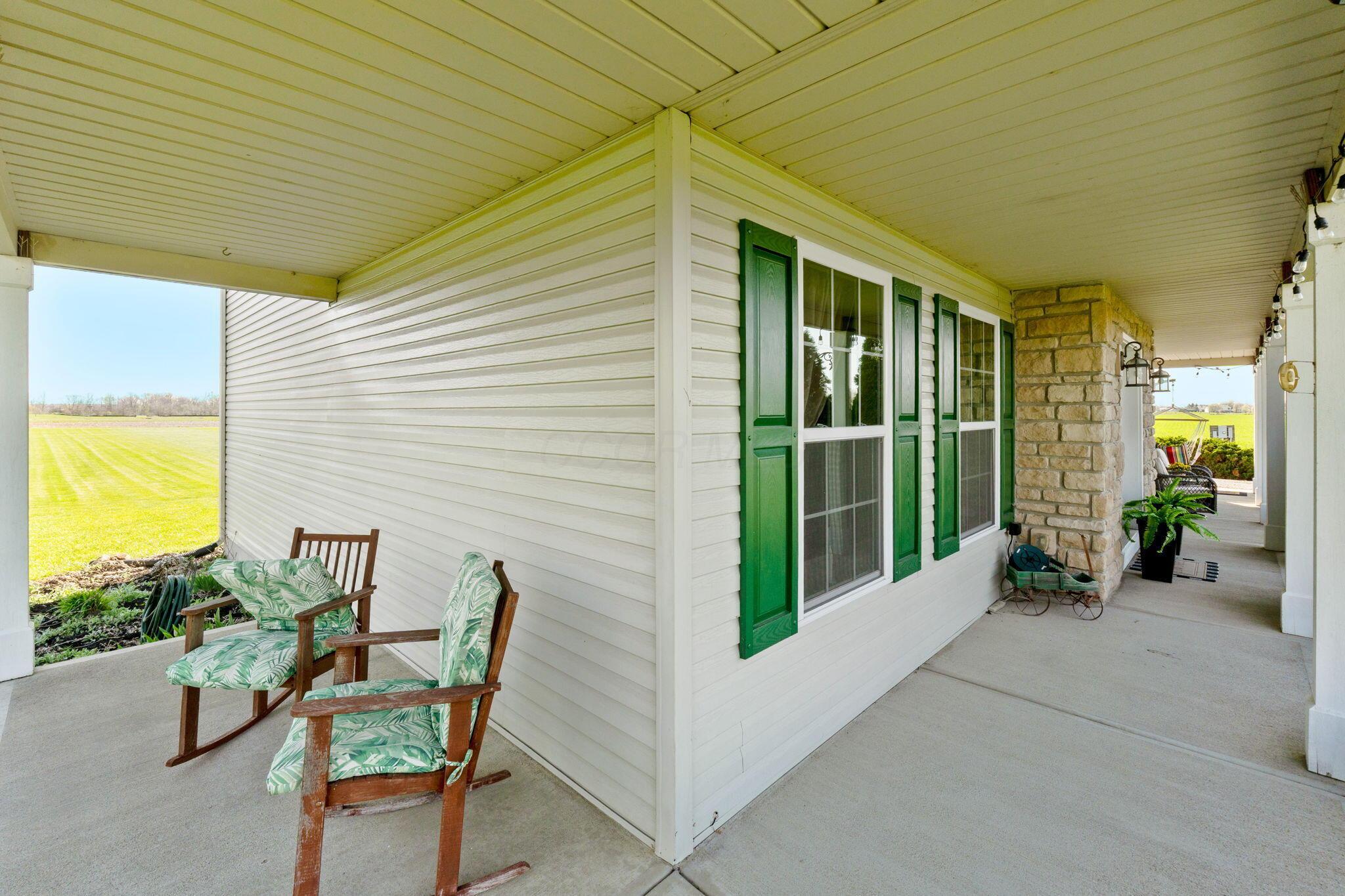 19015 Powderlick Road, Raymond, Ohio image 9