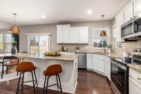 Tiny photo for 8366 Marwithe Place, New Albany, OH 43054 (MLS # 226005834)