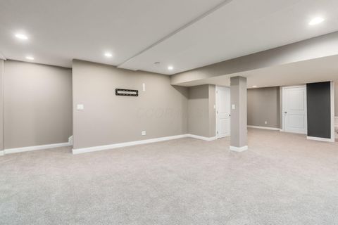 Tiny photo for 8366 Marwithe Place, New Albany, OH 43054 (MLS # 226005834)