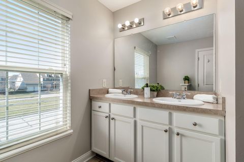 Tiny photo for 8366 Marwithe Place, New Albany, OH 43054 (MLS # 226005834)