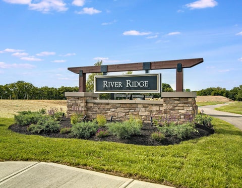 Tiny photo for 248 Vine Grove Drive, Circleville, OH 43113 (MLS # 226033711)