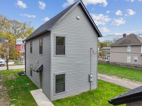 Tiny photo for 1345 E Fulton Street, Columbus, OH 43205 (MLS # 225044833)