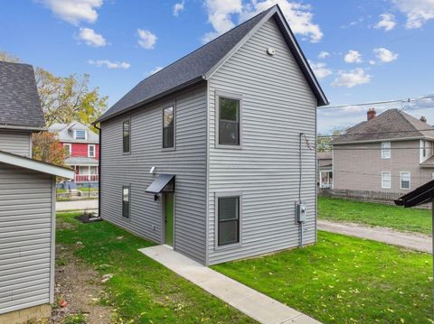 Tiny photo for 1345 E Fulton Street, Columbus, OH 43205 (MLS # 225044833)