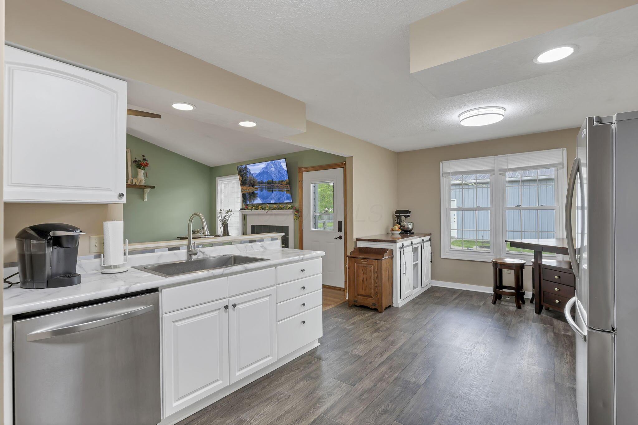11708 Broad Street, Millersport, Ohio image 21