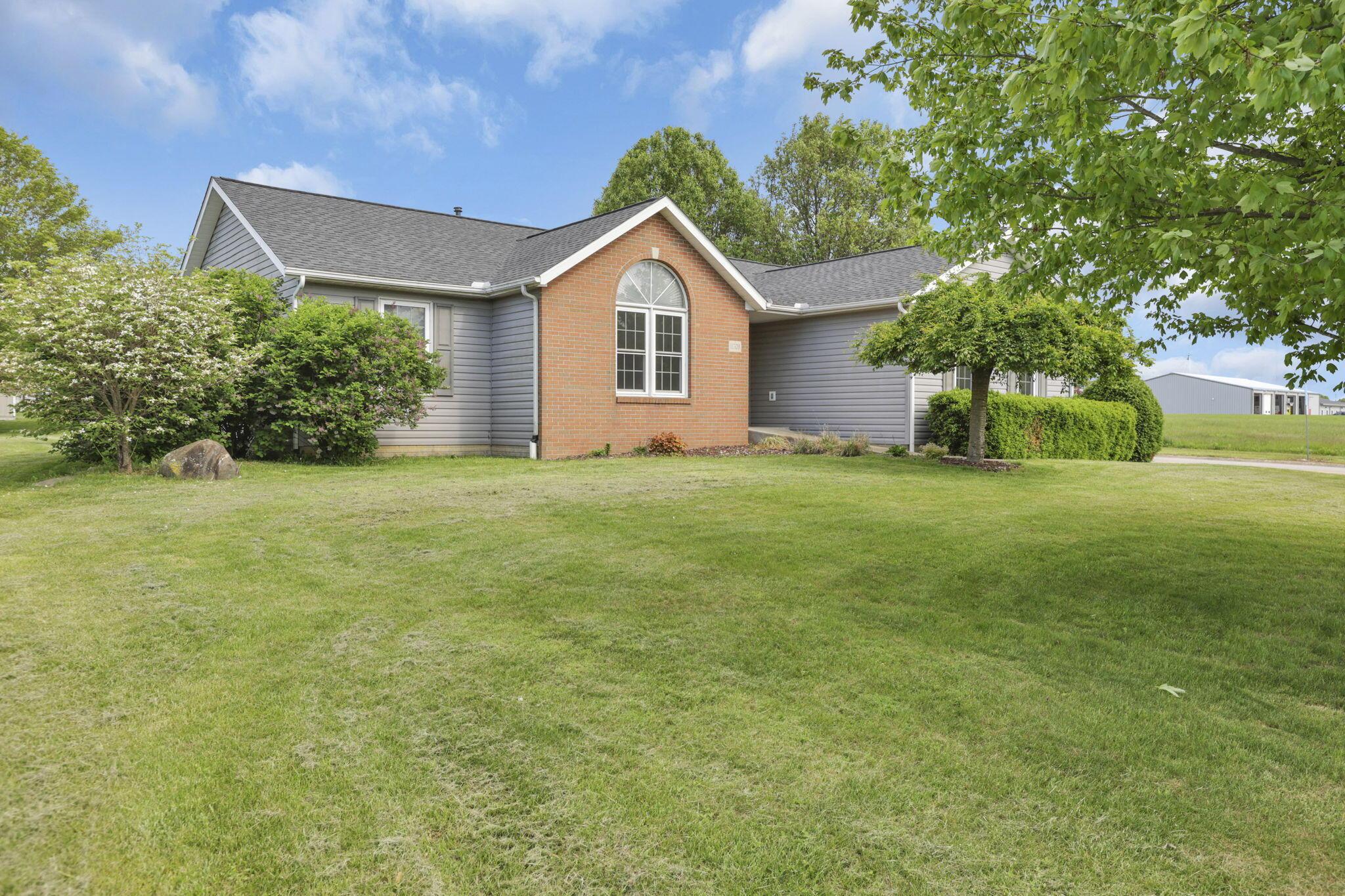 11708 Broad Street, Millersport, Ohio image 8