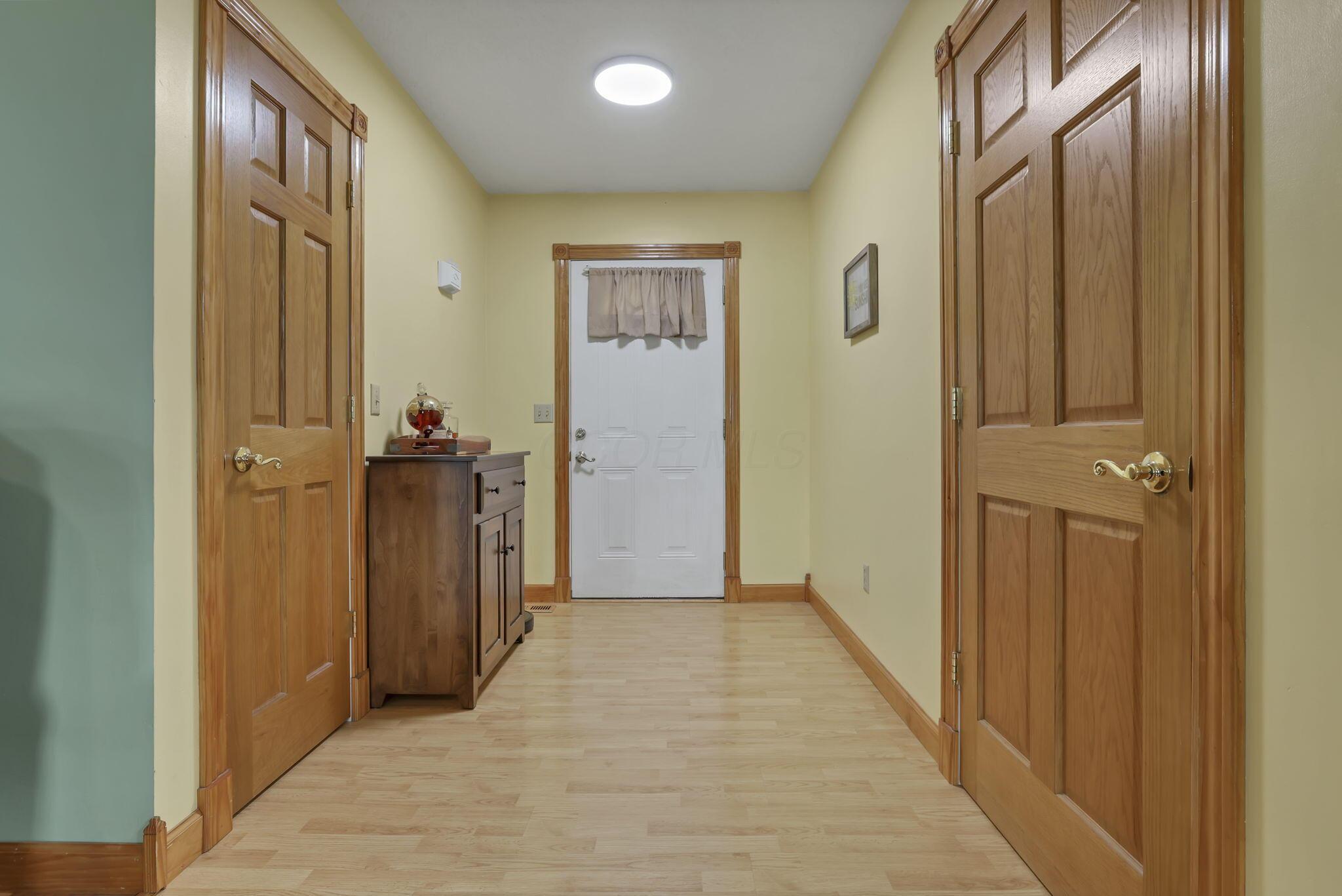 11708 Broad Street, Millersport, Ohio image 37